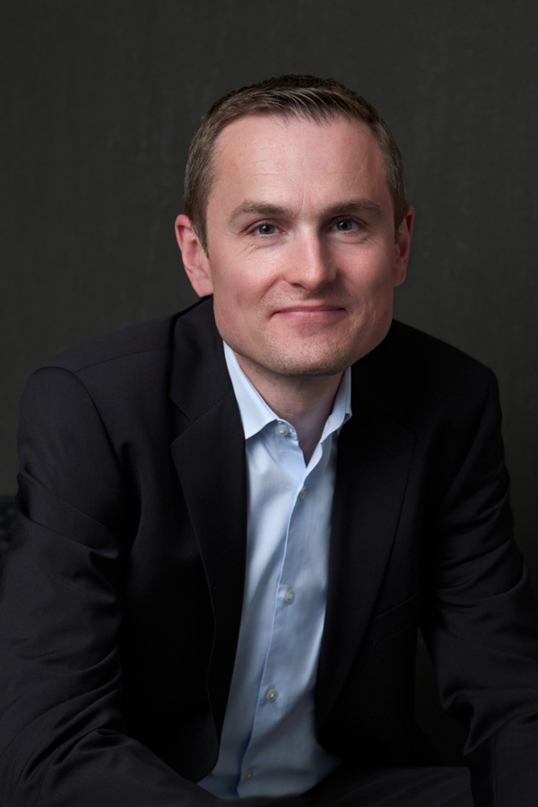 Dr. Jens Ginal ist Rechtsanwalt und Partner bei GreenGate Partners am Standort in Berlin