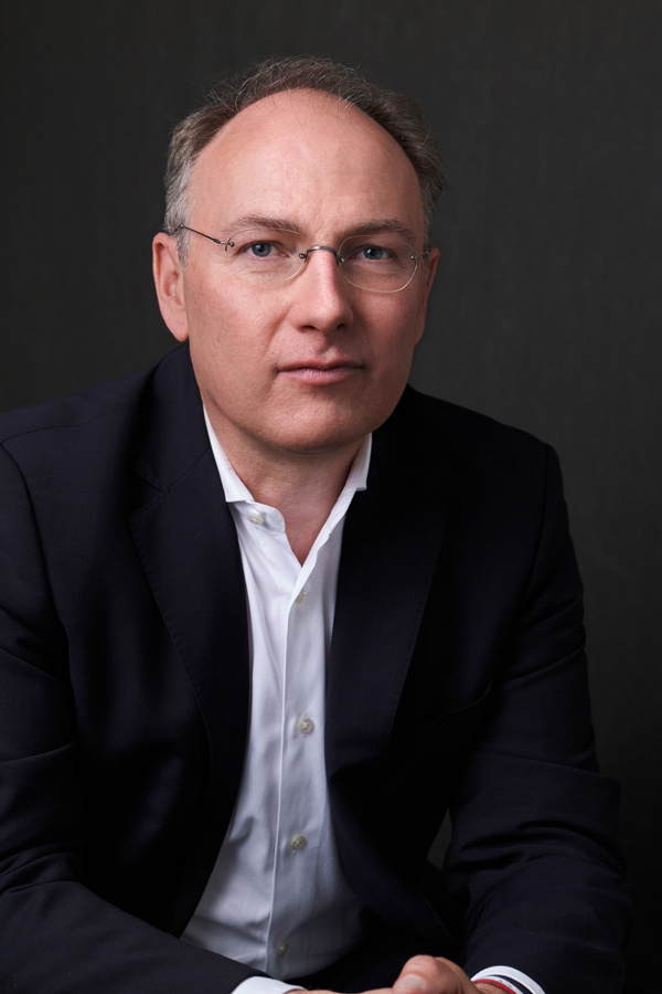 Dr. Nikolaus Uhl ist Rechtsanwalt und Partner bei GreenGate Partners am Standort in Berlin.